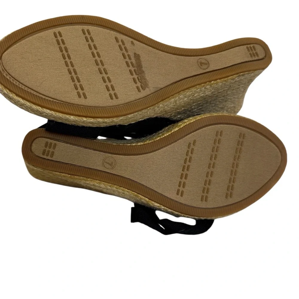 Steve Madden New York Black Wedge Ankle Tie Sandals Size 7 Espadrille Wedge NWOT